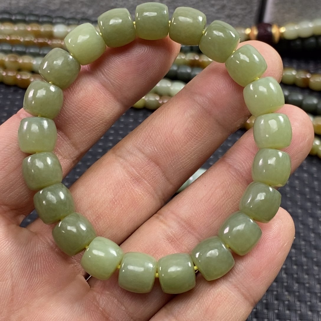 和田玉手链未镶嵌