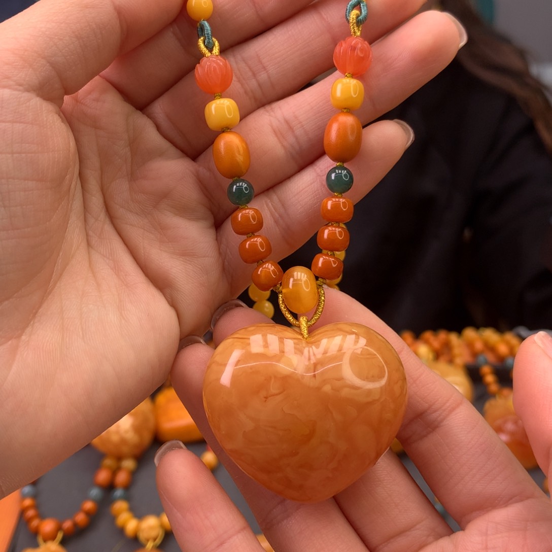 蜜蜡颈饰未镶嵌天然