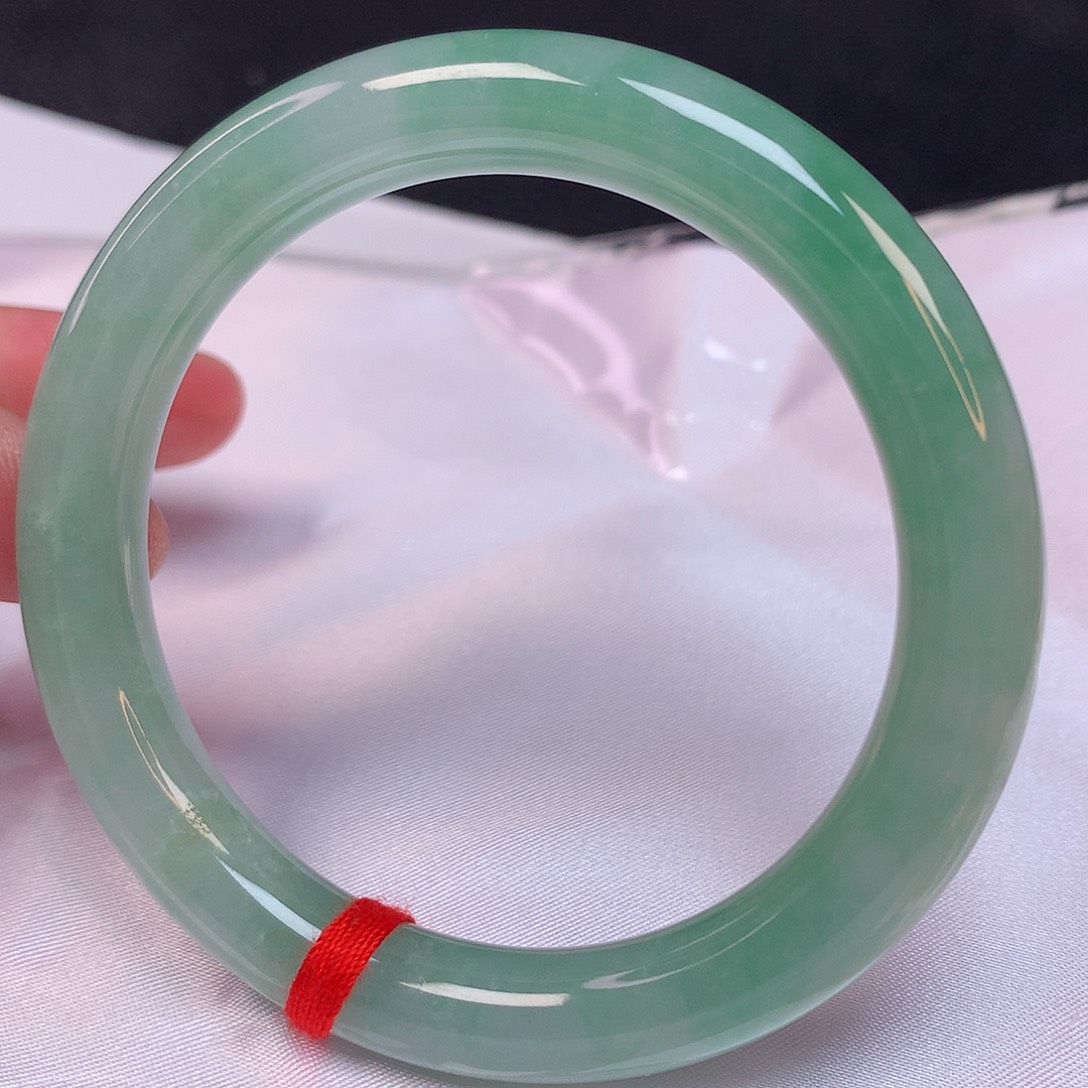 翡翠手镯未镶嵌55 翡翠手镯