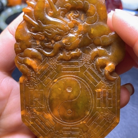 和田玉（糖玉）挂件未镶嵌