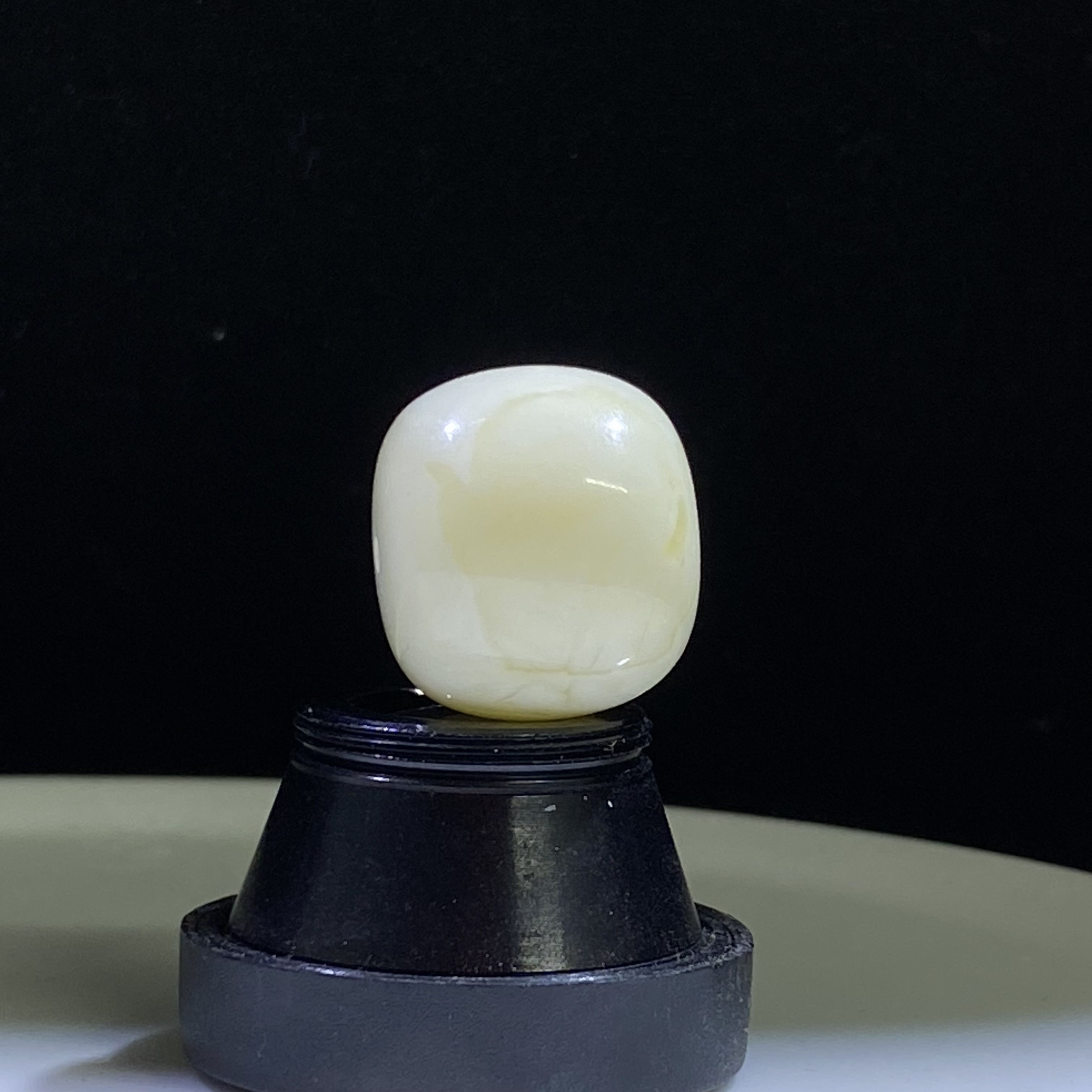 琥珀蜜蜡瓷白蜡老型珠16.2*14.6上串提色妖