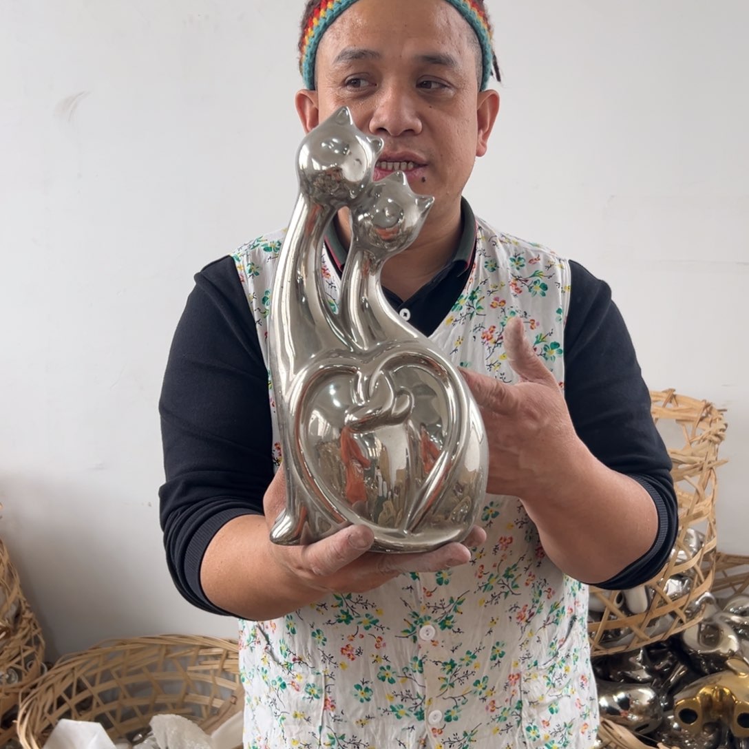 摆件4 号高中低温陶瓷瓶（部分微瑕）