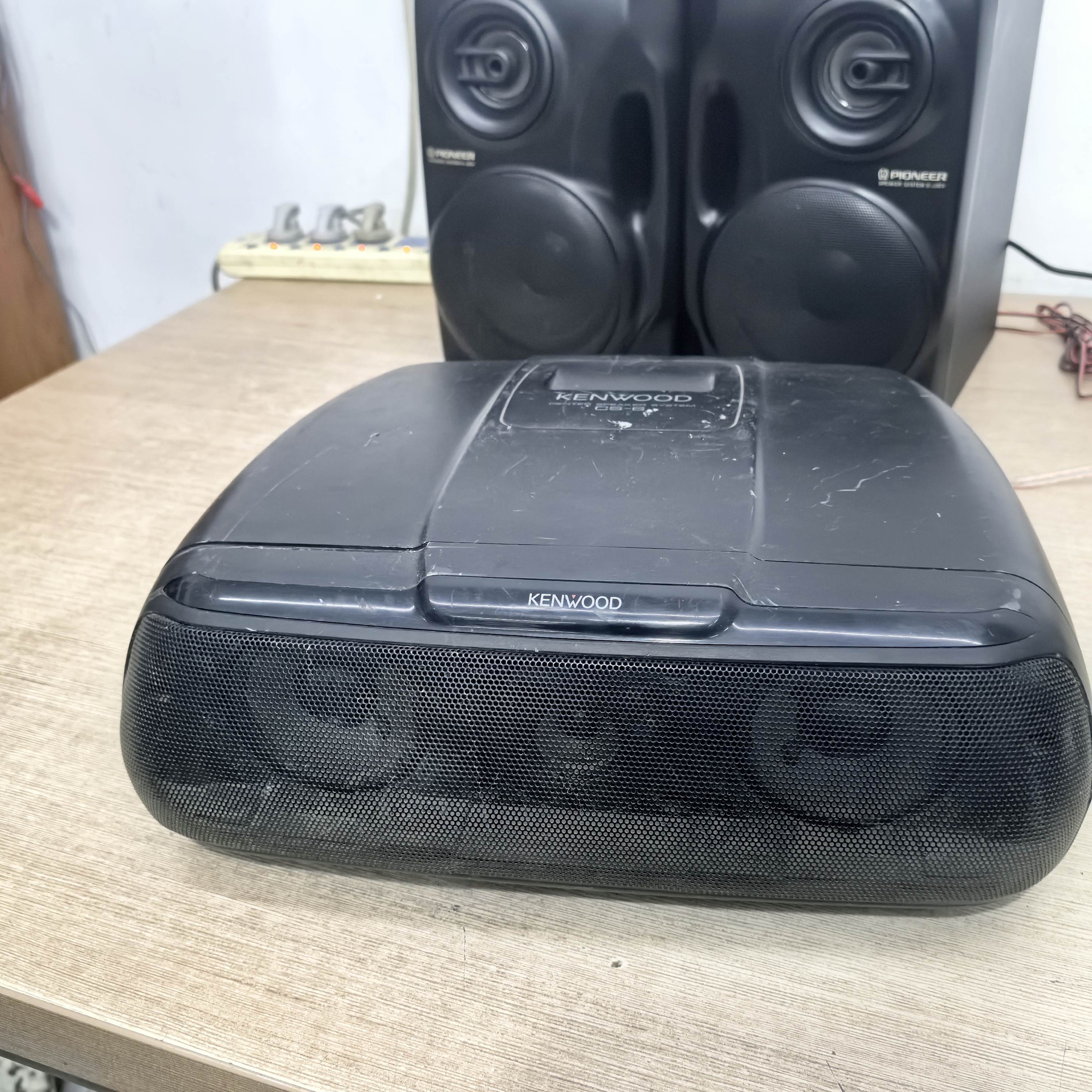 8新  JW中置音箱无源音箱邮费自理外观有瑕疵