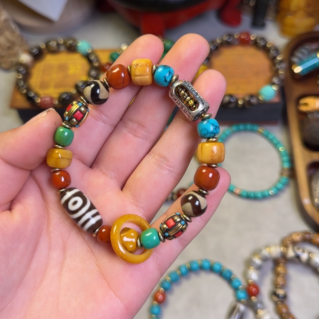 小****木质类哈哈哈哈哈哈