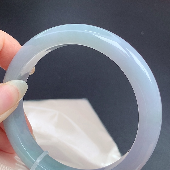 翡翠未镶嵌手镯60.7圈口