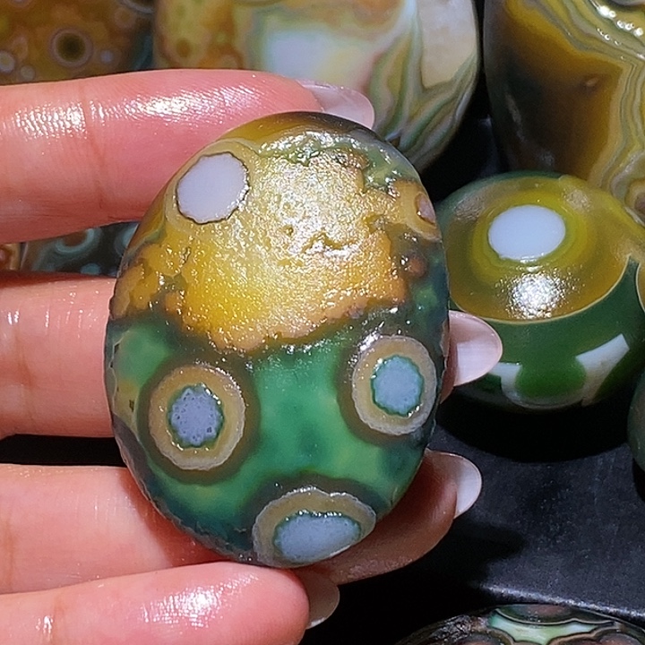 玛瑙/玉髓未镶嵌珠宝奇石18