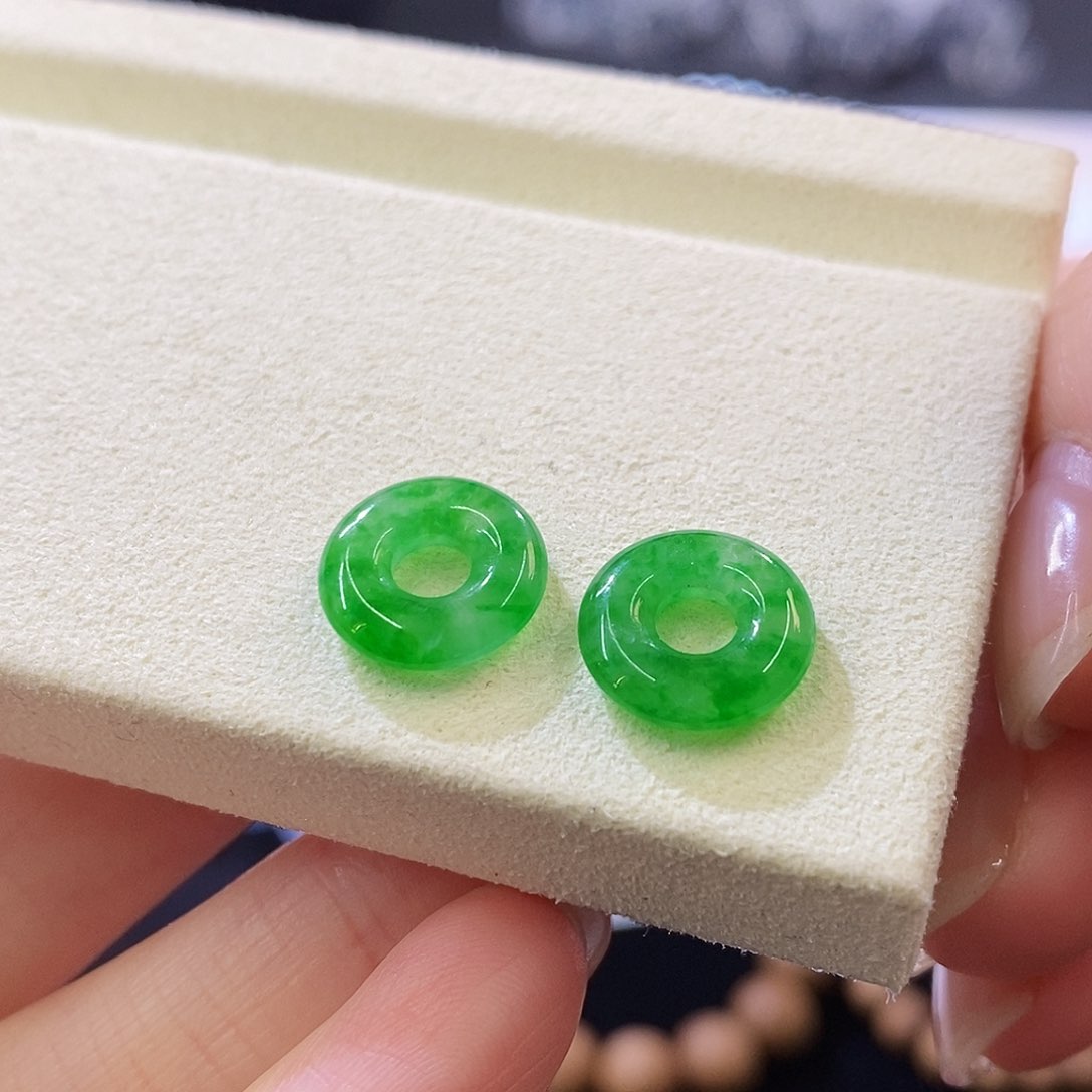 未镶嵌挂件翡翠甜甜圈辣阳绿色花