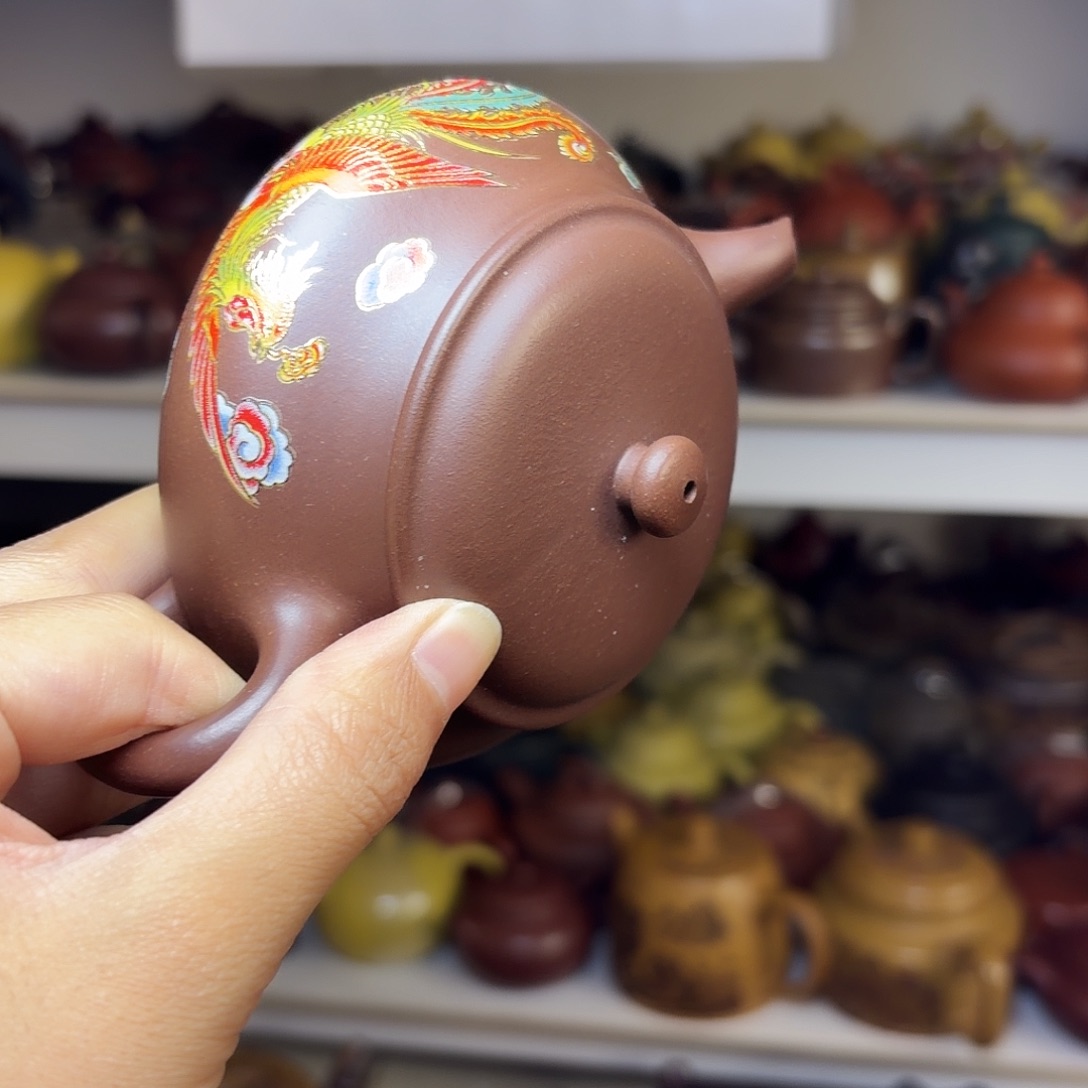 甄选宜兴本土紫砂壶