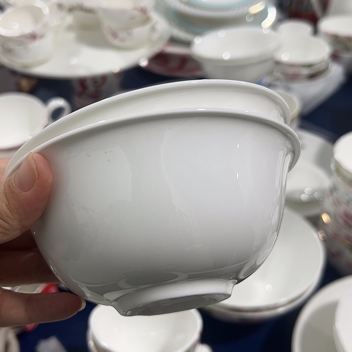 碗微瑕骨瓷碗两个纯白