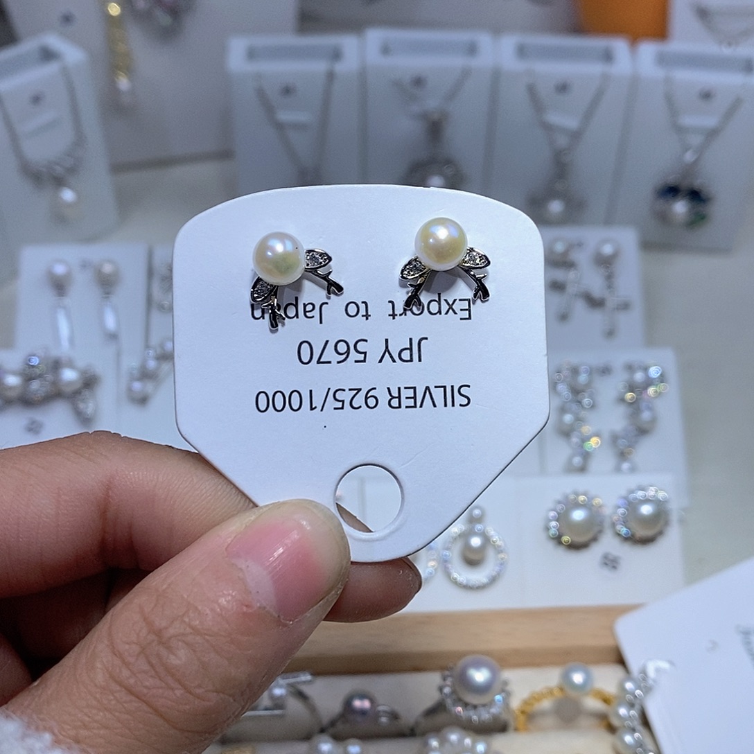 耳饰未镶嵌淡水珍珠