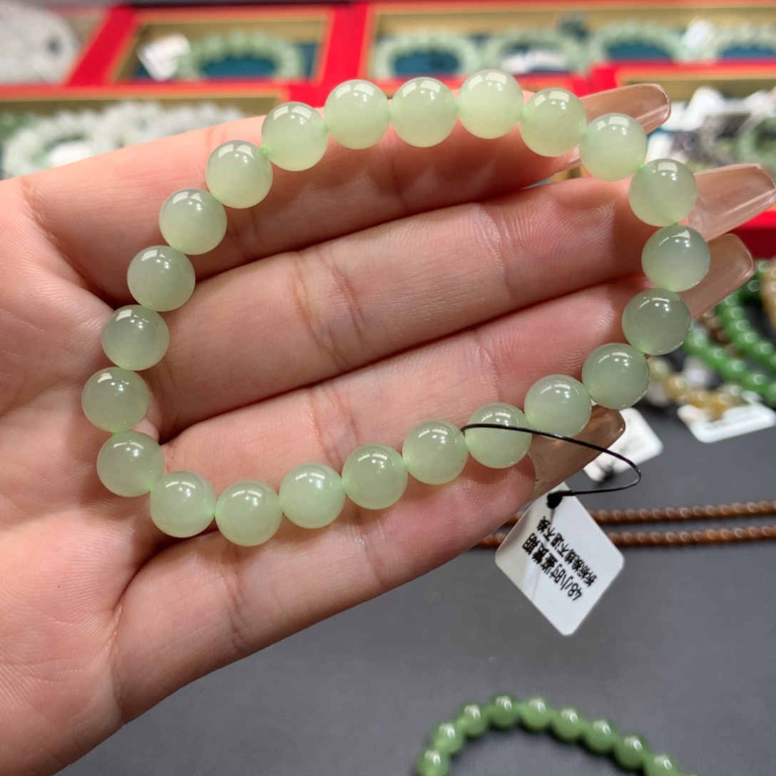 和田玉手串未镶嵌你**顾