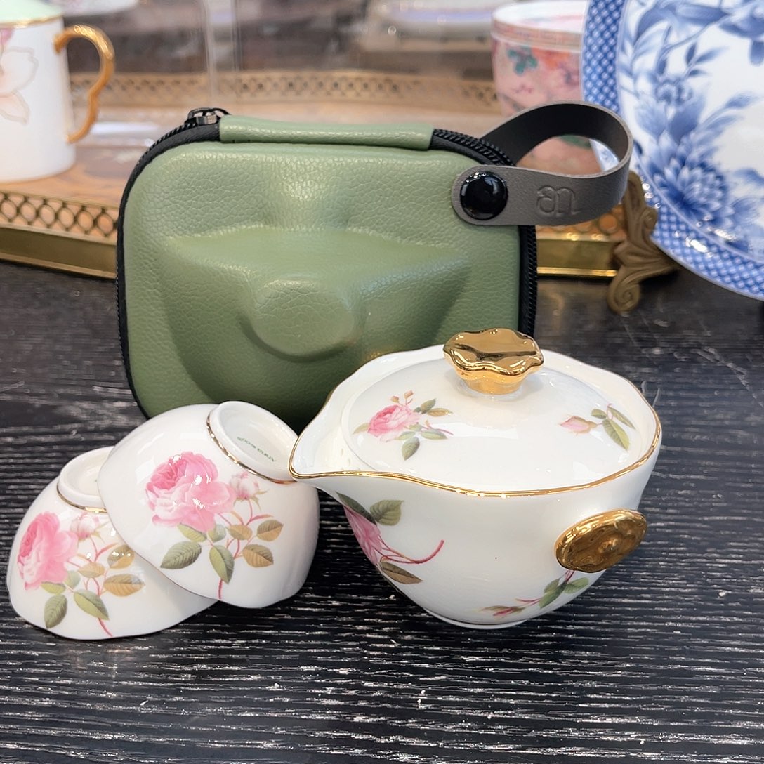 骨瓷//////////：/////