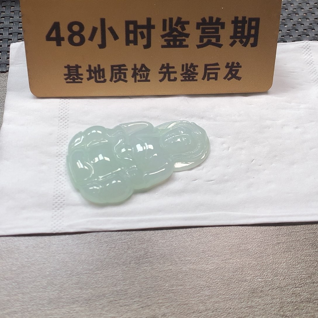 颈饰未镶嵌翡翠观音