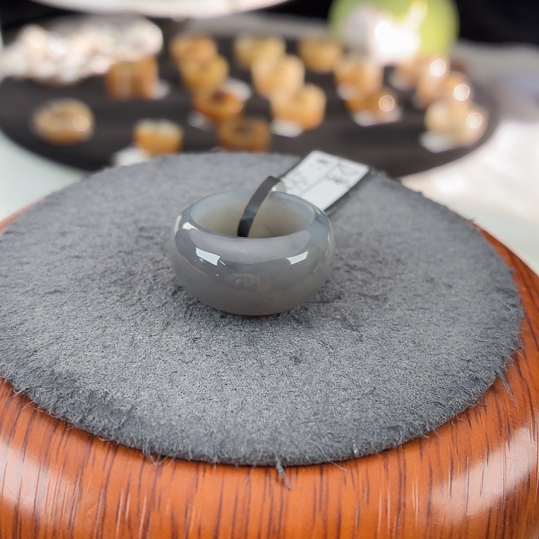 和田玉未镶嵌戒指b35烟紫馒头16.2不退换