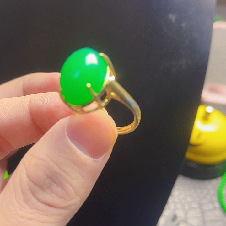 翡翠14K金镶嵌颈饰