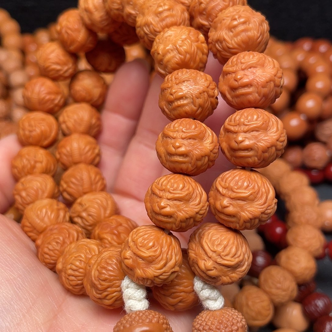 吴***能吊坠猴头核桃大圣15