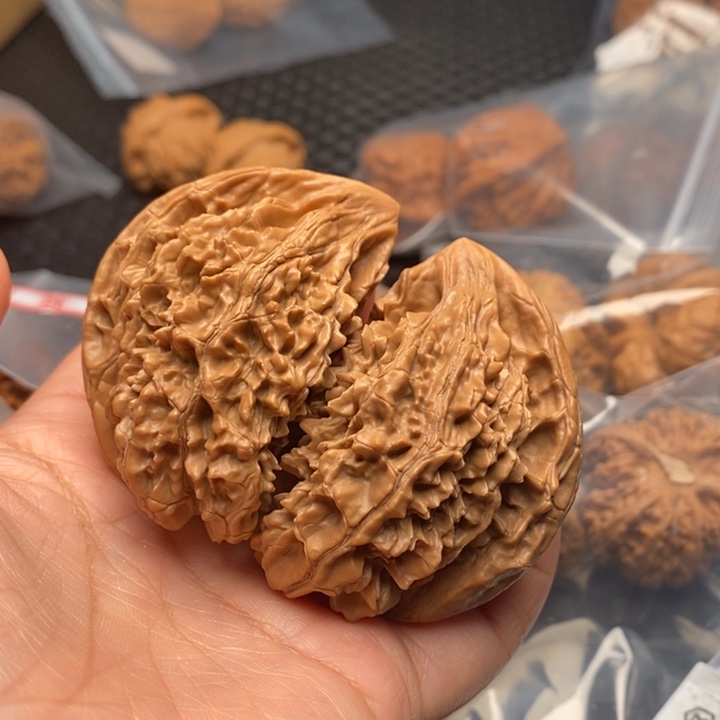 文玩核桃把件半壁江山
