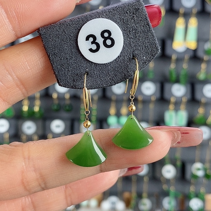 和田玉耳饰18K金镶嵌