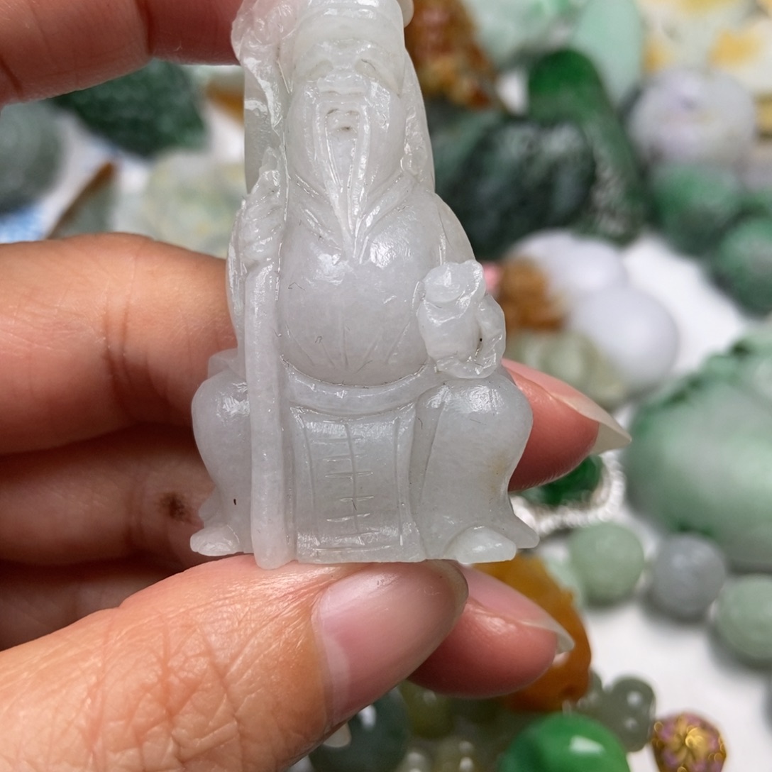 定制翡翠未镶嵌翡翠