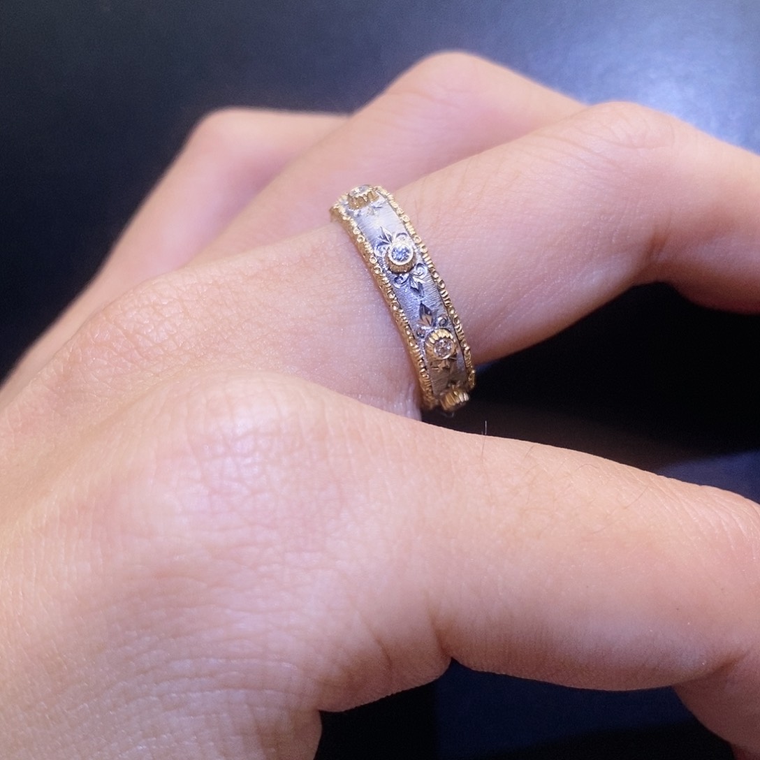 钻石戒指/指环18K金镶嵌黄白双色拉丝