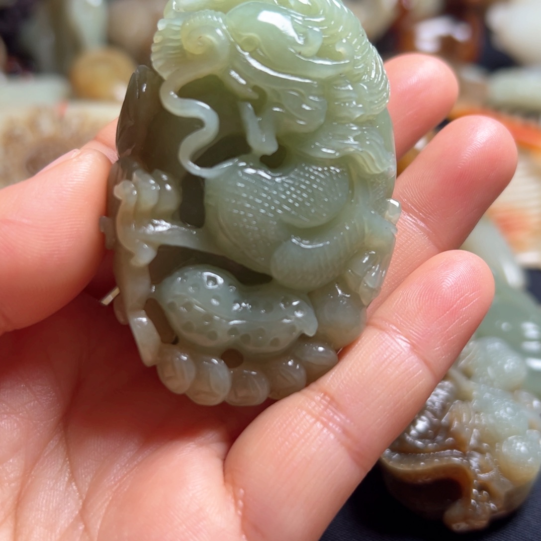 和田玉颈饰未镶嵌去**真