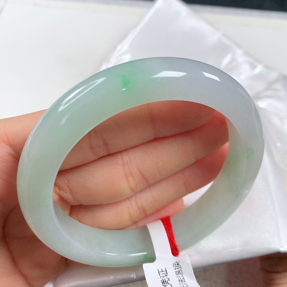 翡翠手镯未镶嵌 正圈①⑤⑤