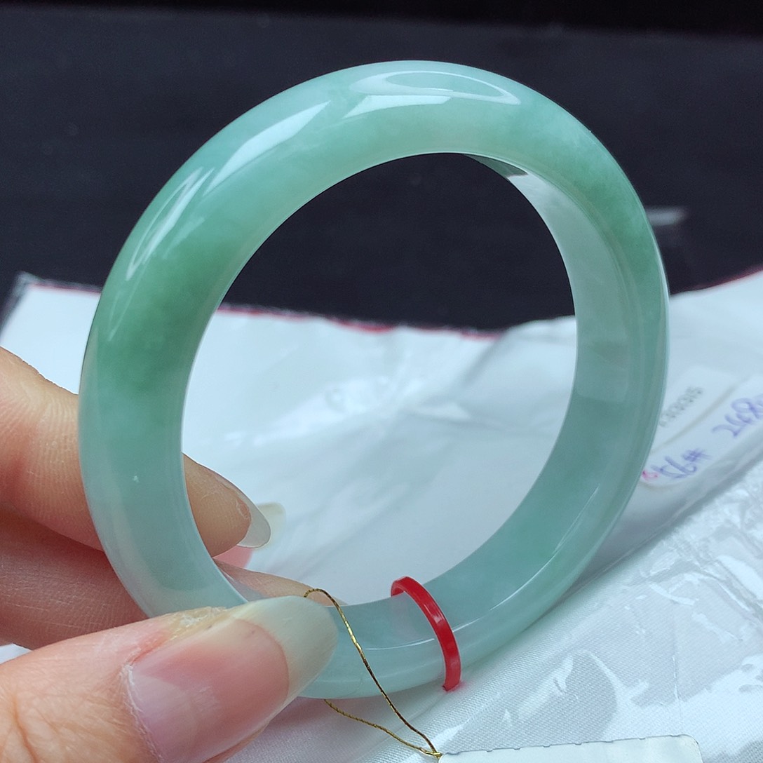 翡翠手镯未镶嵌56圈+335