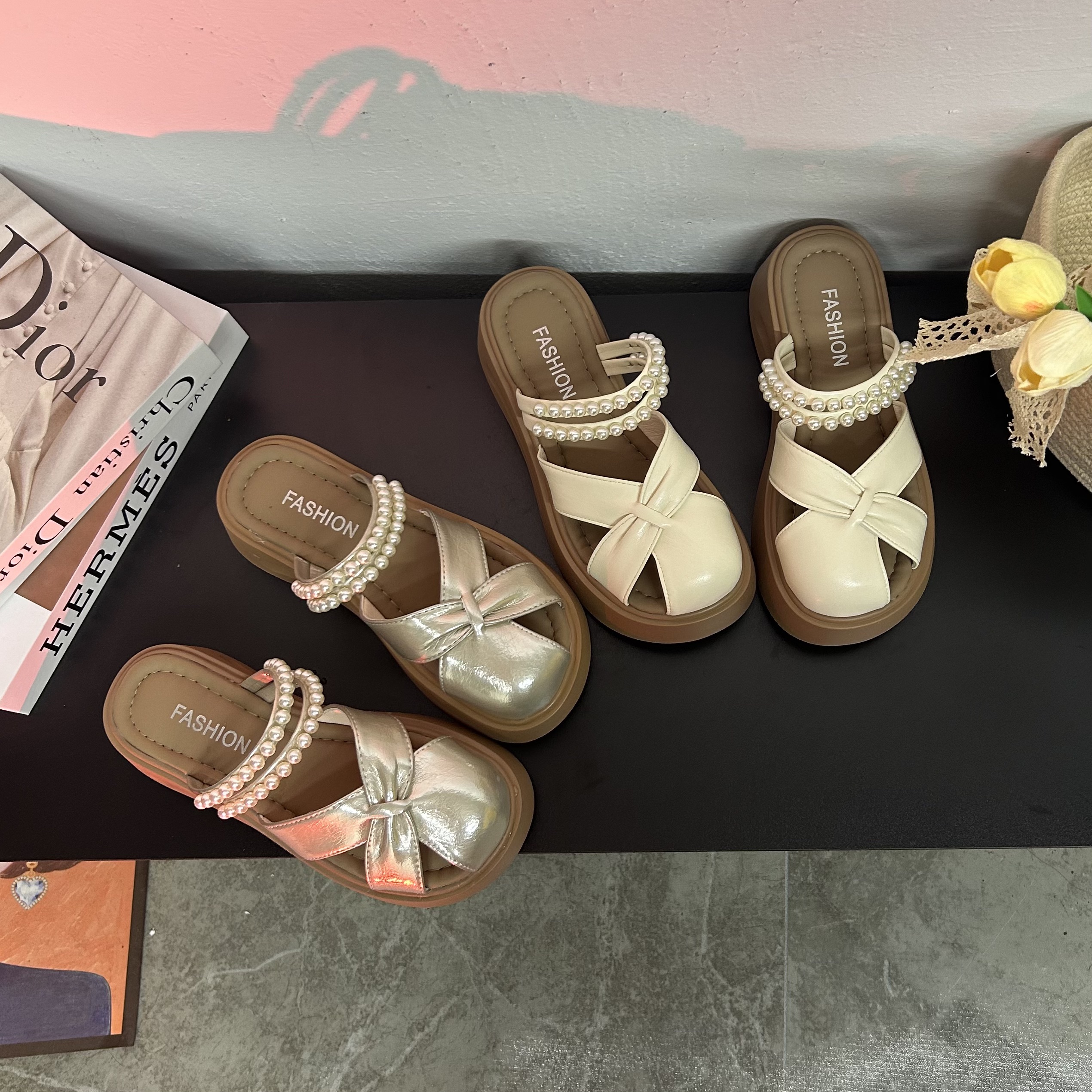 包头半拖鞋女新款2025夏季珍珠两穿厚底设计感镂空一脚蹬懒人半托