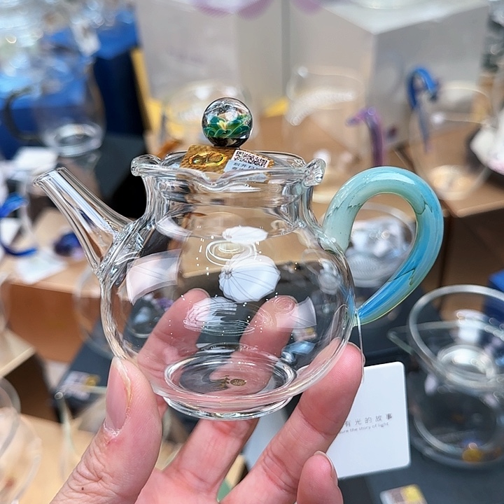 禾器青绿华蕊壶，，