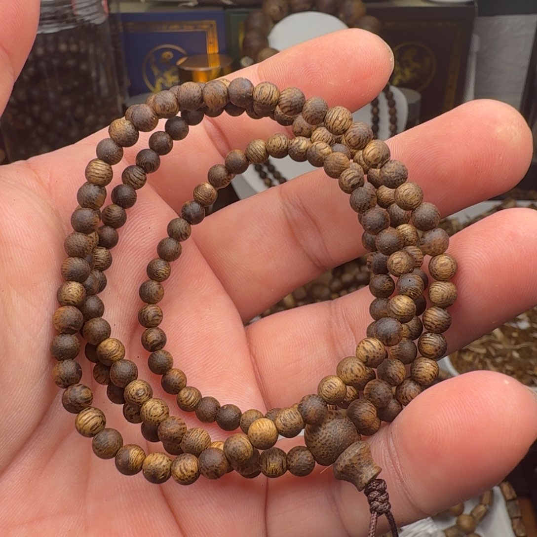 沉香沉香碎屑沉香小米珠卡4mm