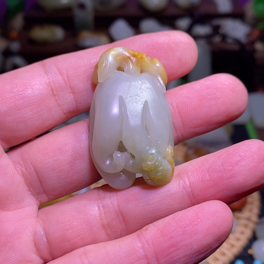 和田玉颈饰未镶嵌大*