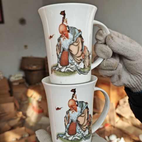 库存微瑕老寿星两个底有瑕疵