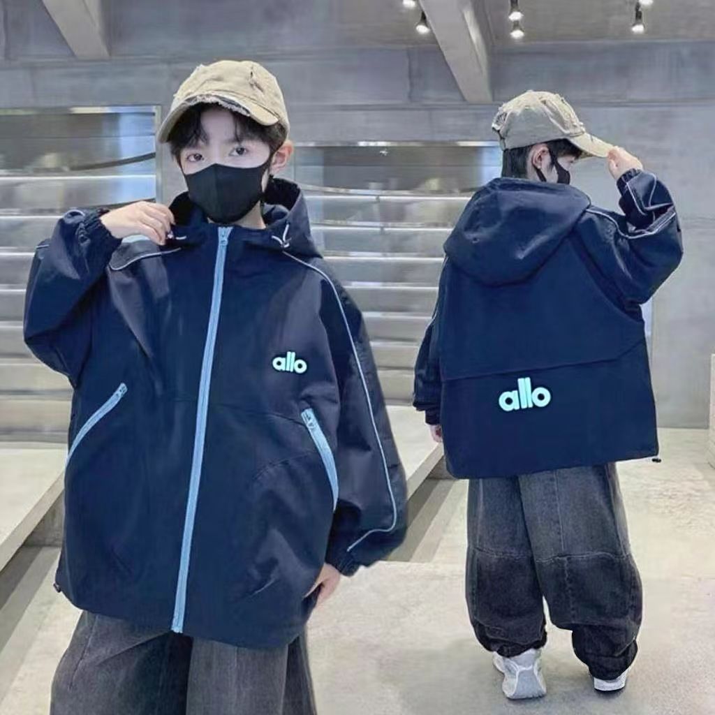 男童秋装工装外套秋季新款冲锋衣中大童夹克男孩春秋拉链衫儿童装