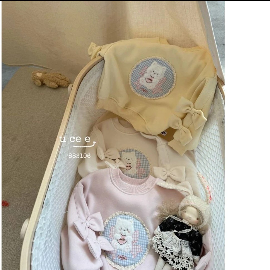 釉兮  秋冬女童可爱蝴蝶结小狗狗加绒卫衣