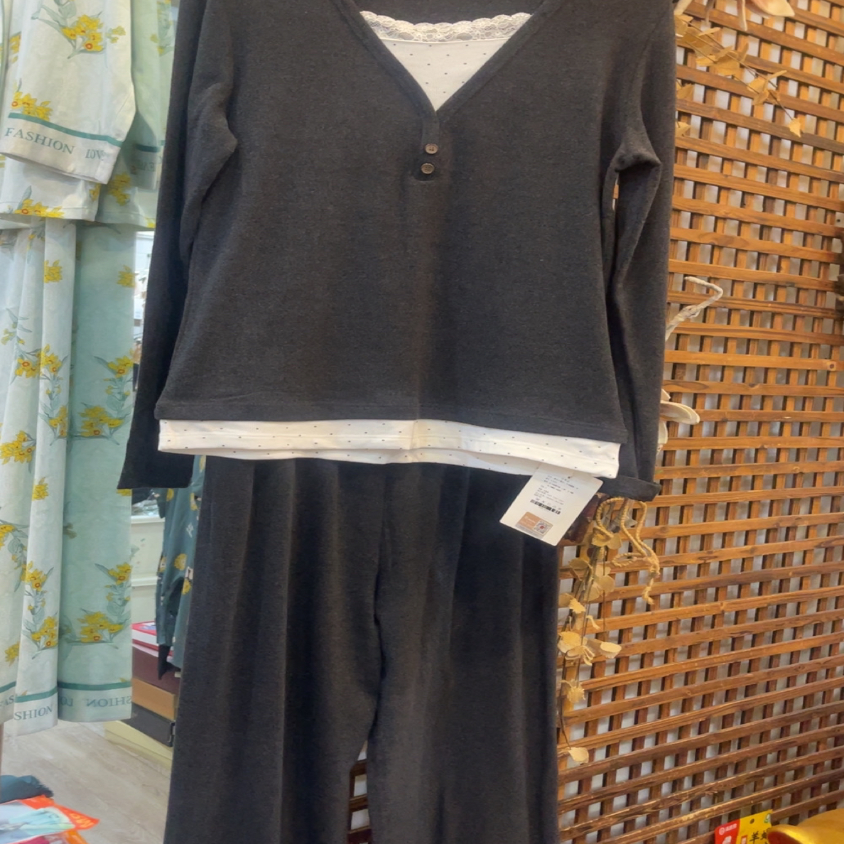 时尚慵懒风磨毛假两件居家服睡衣