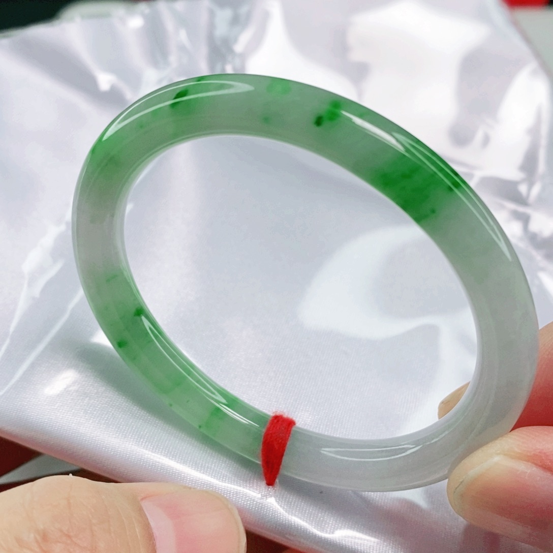 未镶嵌手镯翡翠51.3圈口贵妃毕业