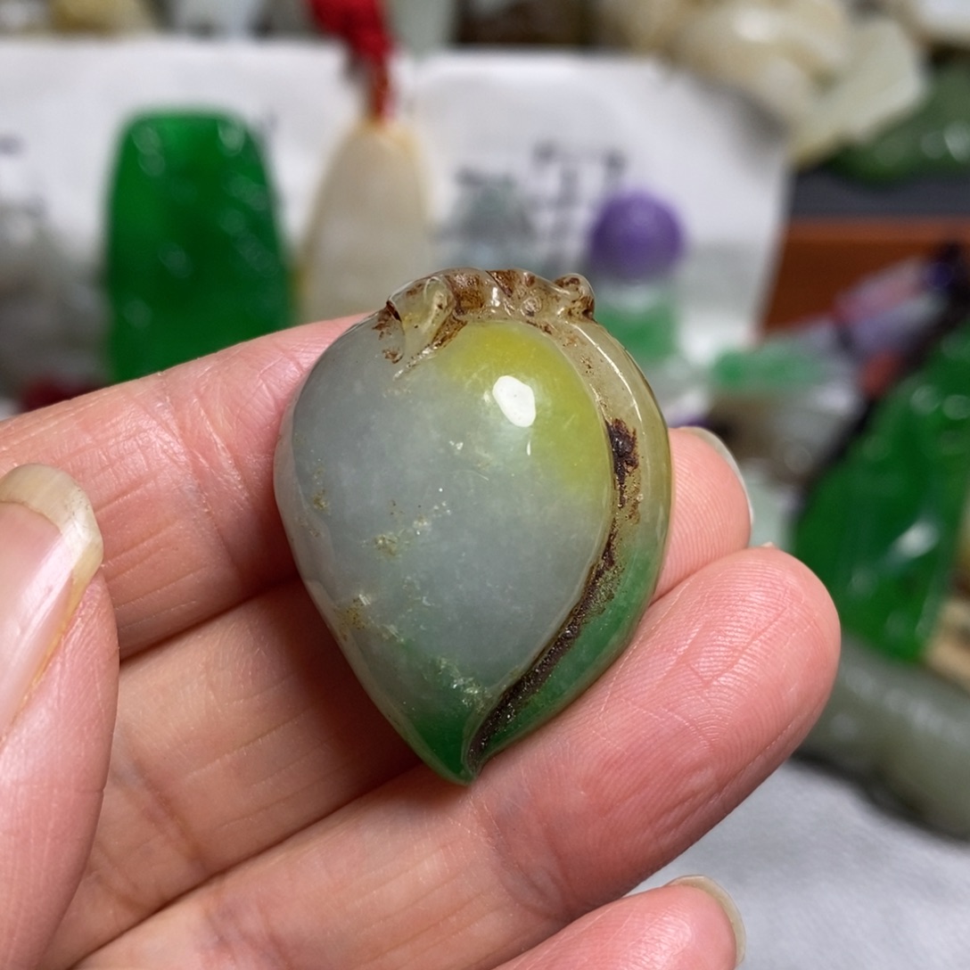 和田玉（糖玉）未镶嵌颈饰