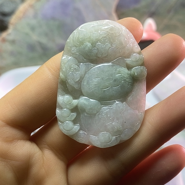 翡翠未镶嵌颈饰翡翠牌子