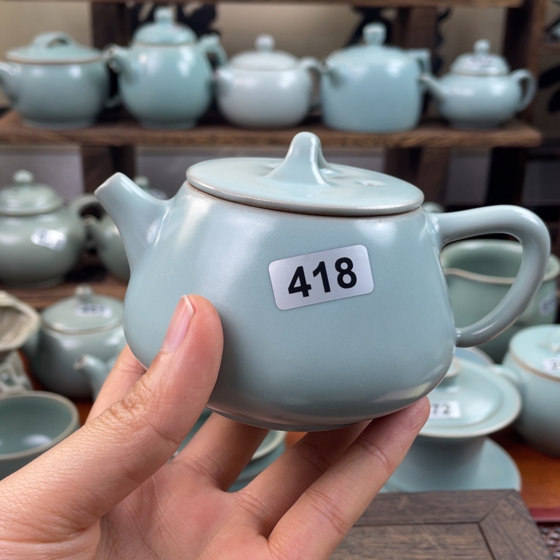 琯***家陶微瑕418号仿古釉水壶……$