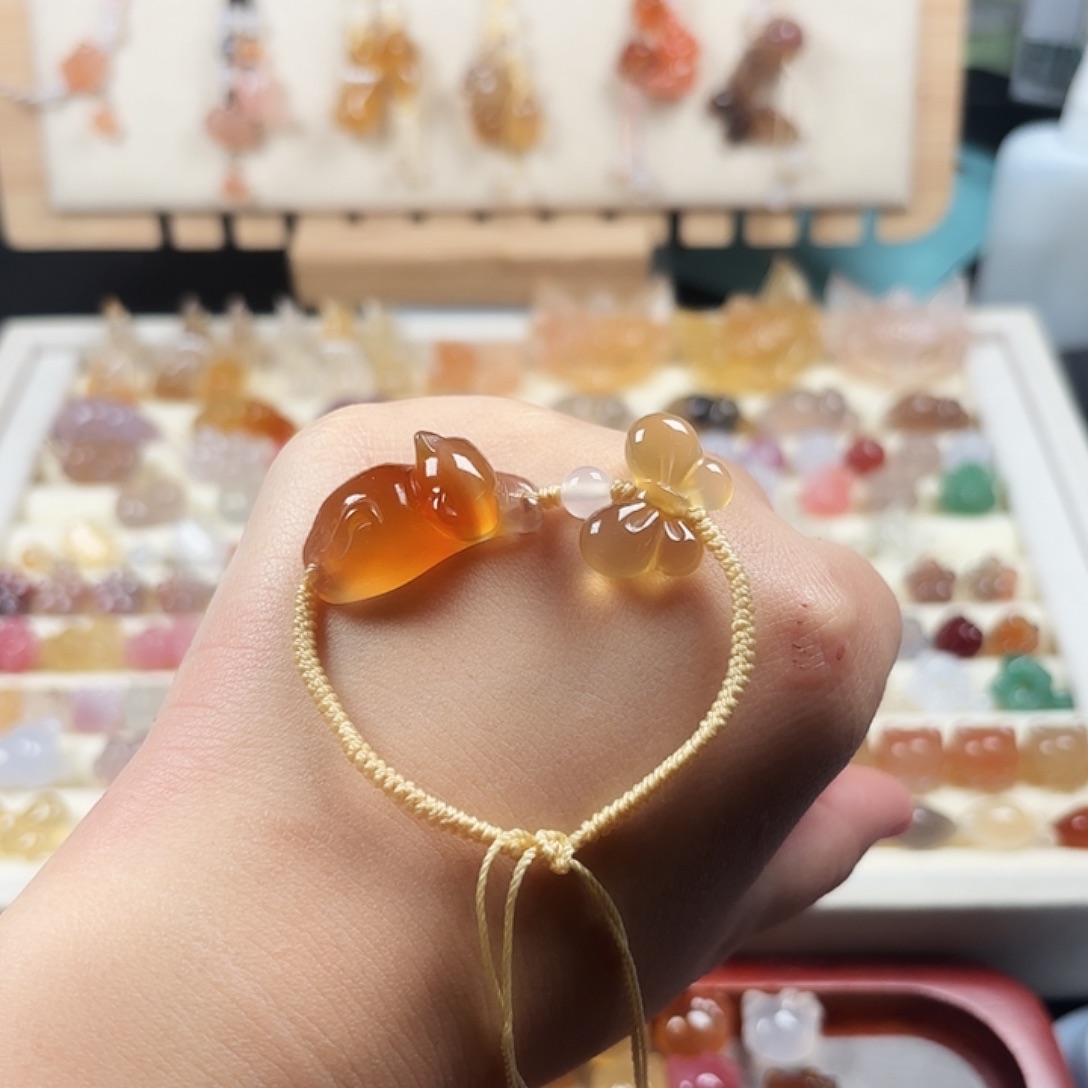 玛瑙/玉髓未镶嵌颈饰