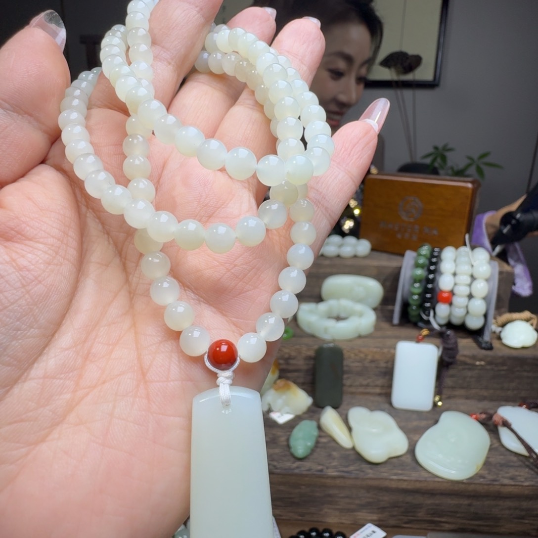 和田玉手串未镶嵌