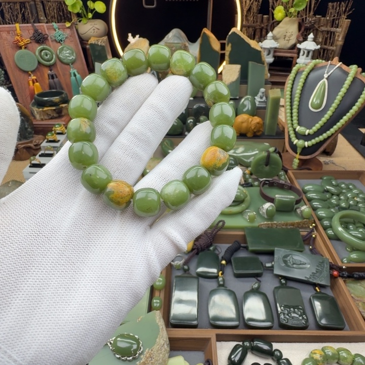 岫岩河磨玉（透闪石质玉）未镶嵌手串