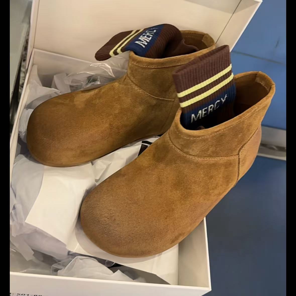 春苗女装    欧货单里短靴    女士时尚休闲中筒秋冬