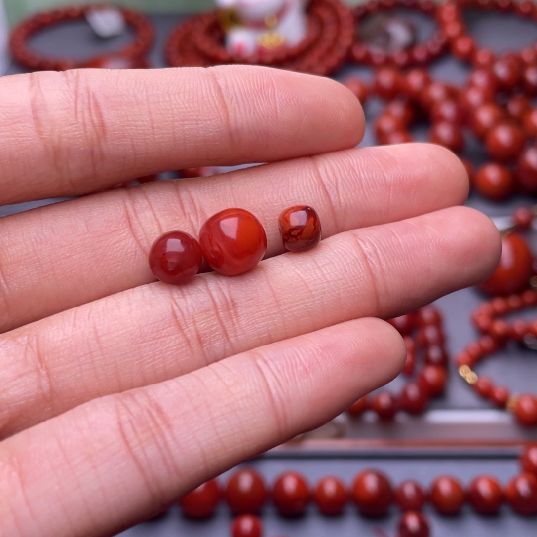 向***）南红玛瑙未镶嵌其他天然原矿）瓦西火焰老型单珠3个