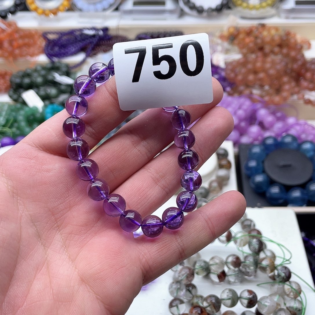 水晶手链未镶嵌c****?天然