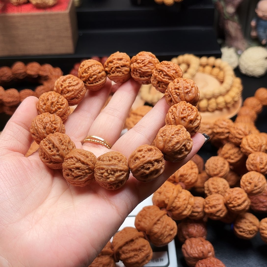 刘***～把件文玩核桃核桃手串