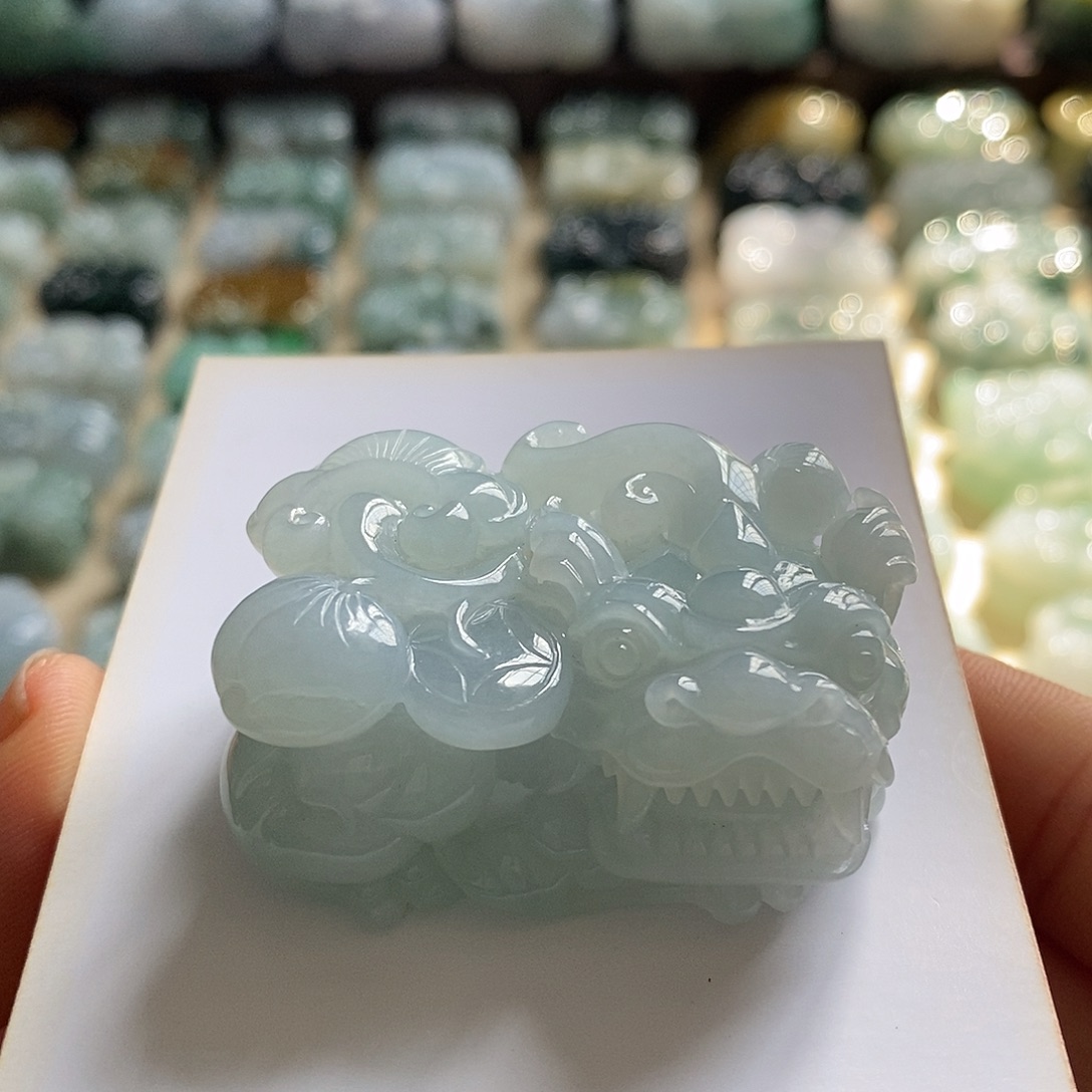 翡翠未镶嵌颈饰天然翡翠貔貅吊坠