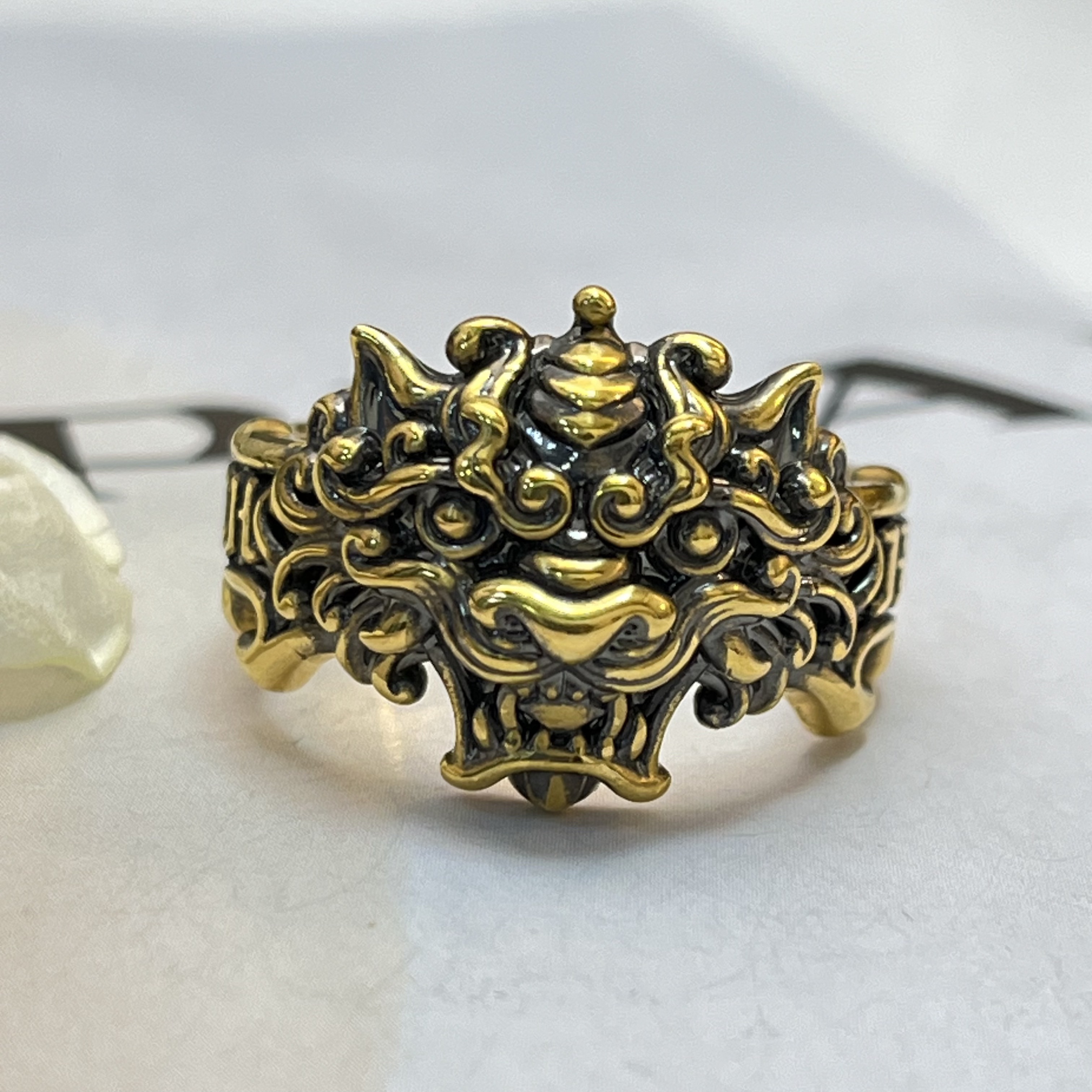 金潮坊珠宝 复古时尚电黑工艺北纬三十度足金999个性貔貅戒指