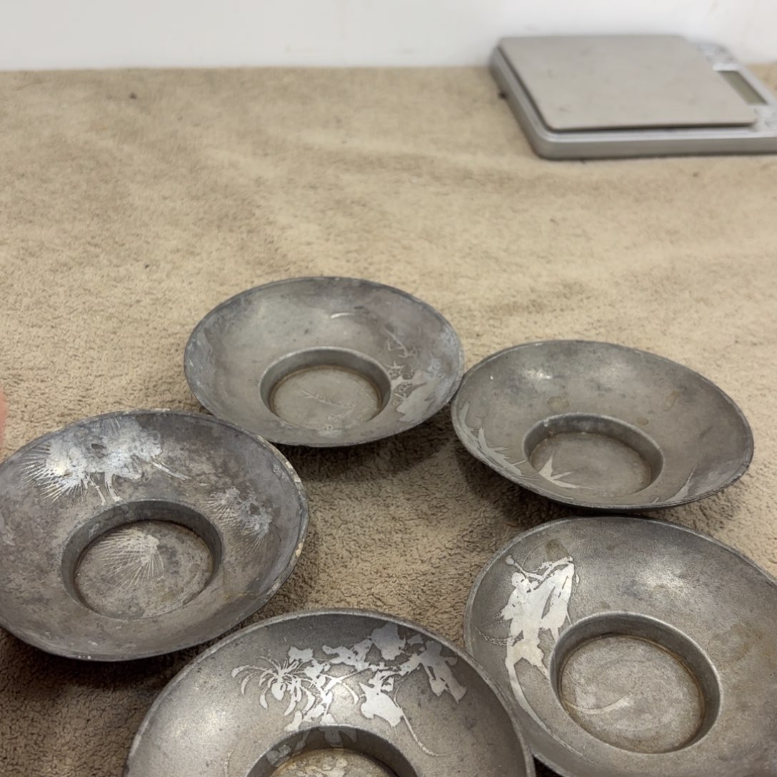 瓷片非常好看漂亮的物品 