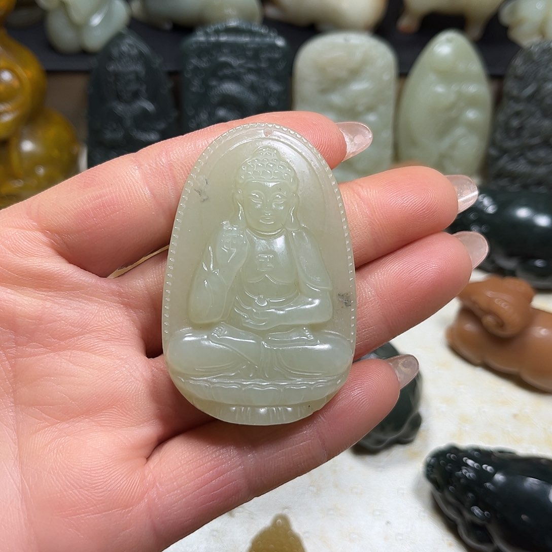 白玉菩提吊坠白玉菩提吊坠